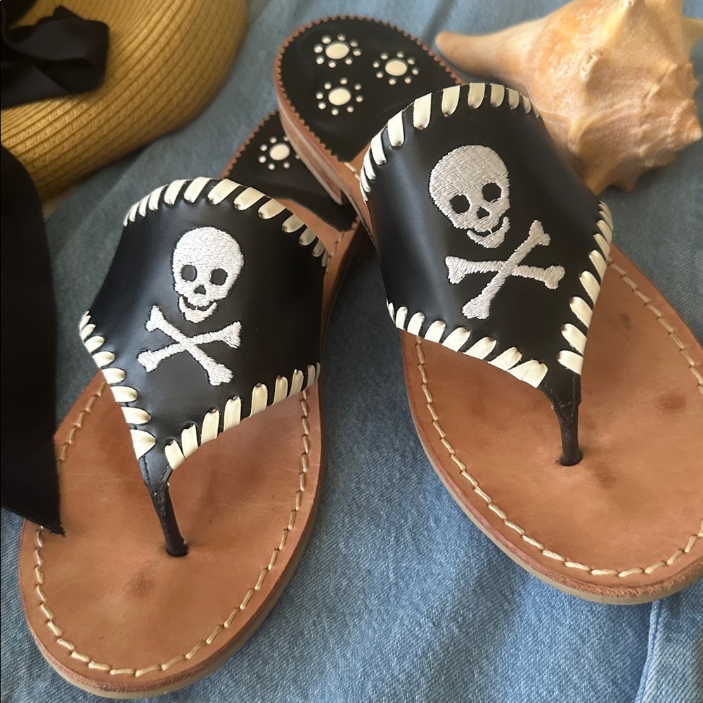 🏴‍☠Jack Rogers Skull & Crossbones Sandals | Black Leather Pirate Thong | Size 7